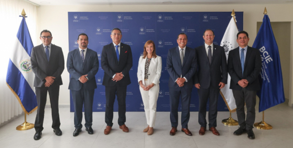 CABEI reaffirms ties with El Salvador