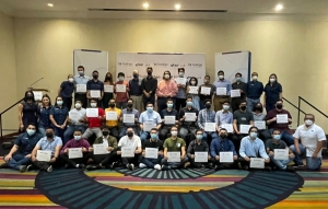 BID Lab and Kodigo graduate the first class of the programming bootcamp in El Salvador