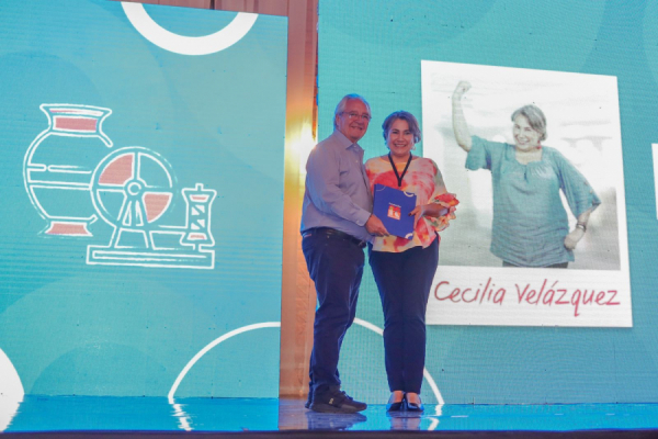 Salvadoran social innovators are recognized with more than US$70,000