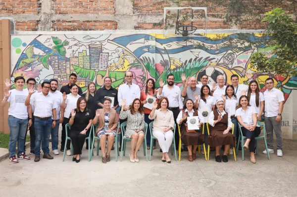 Fundación Rafael Meza Ayau beneficia a 11 organizaciones con una donación de US$90,000 para Proyectos de Impacto Social