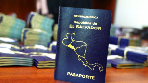 El trámite para la entrega de pasaportes es más ágil dentro y fuera de El Salvador