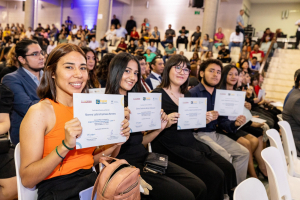 El Salvador holds job fair for young people in the English to Connect program