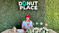 Donut Place ofrece una experiencia gastronómica renovada