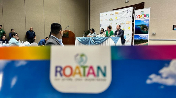 El Salvador accounts for 6% of tourism in Roatan