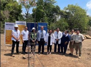 Neoen y FUSAL colocan primera piedra para construcción de Unidad de Salud en Puerto El Triunfo