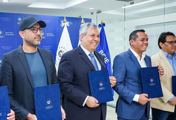 CABEI and El Salvador sign US$625 thousand agreement to benefit technical-vocational high school students