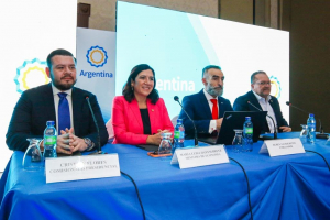 El Salvador y Argentina realizan ronda de negocios para fortalecer la cadena láctea e impulsar el intercambio comercial