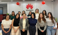 Huawei impulsa el desarrollo de las mujeres en TIC en El Salvador