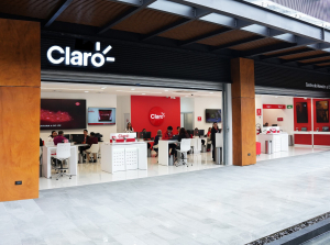 Claro expands its presence in Santa Tecla with its new store in Centro Comercial Las Ramblas