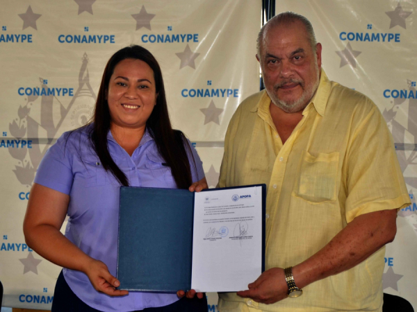 CONAMYPE and Apopa Mayor&#039;s Office sign agreement to support local MSEs