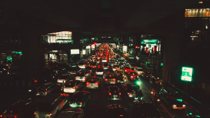 La congestión vehicular en las calles afecta en el desempeño de las empresas