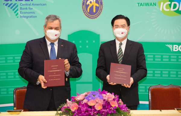 BCIE y la República de China Taiwán respaldan el empoderamiento económico de las mujeres en post pandemia de COVID-19