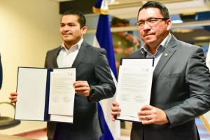Defensoría and Medicamentos sign cooperation agreement to promote and protect consumer rights