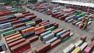 IDB reports 8.9% decrease in global exports for El Salvador in 2023