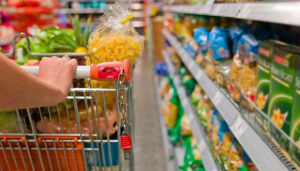 Supermarkets and wholesalers will be fined up to 500 minimum wages if they increase prices of 20 food items